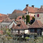 Couleur de façade imposée par le PLU : comment consulter le nuancier communal